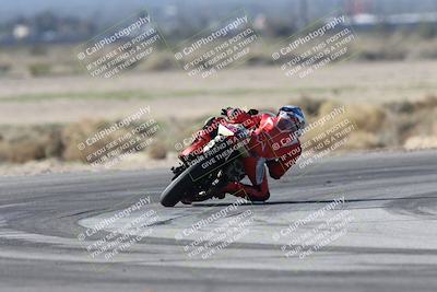 media/Jan-15-2026-Racers Edge (Thu) [[dfebeb70ab]]/3-B Group/Session 4 (Turn 5)/